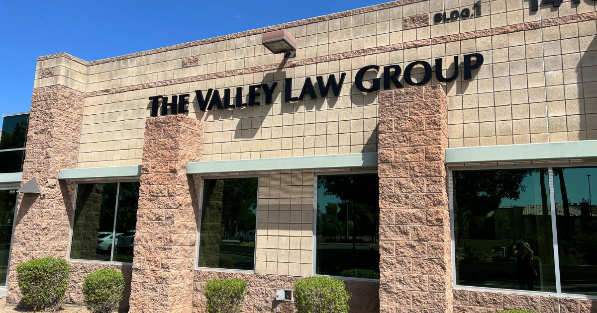 El bufete de abogados especializado en defensa de menores mejor valorado de Arizona